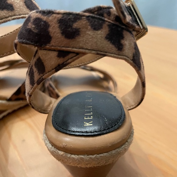 Kelly & Katie Cheetah Wedge Ankle
Strap Heel Size 8 - Picture 11 of 16